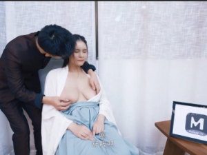 Cảnh quay cổ trang chí bình phệt lồn cô cô trong anh hùng xạ điêu